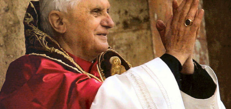 Incontro del Papa Benedetto XVI con i Cardinali