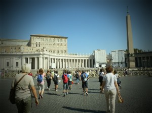 Arrivo in Piazza San Pietro