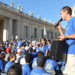 In piazza in attesa del papa