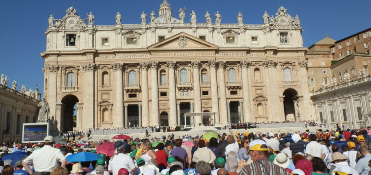 In attesa del papa