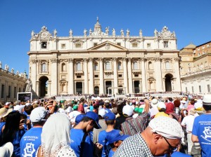 Tutti attenti e pronti ad ascoltare il papa